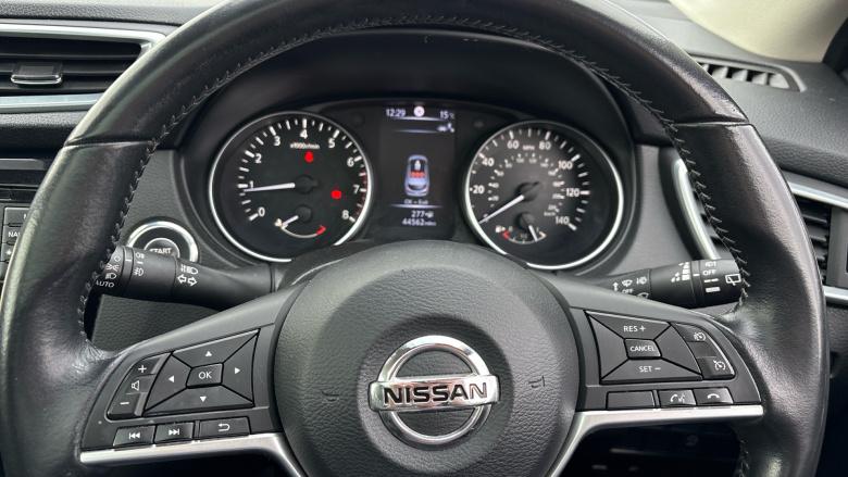 Nissan Qashqai 1.3 DiG-T Tekna 5dr Petrol Hatchback